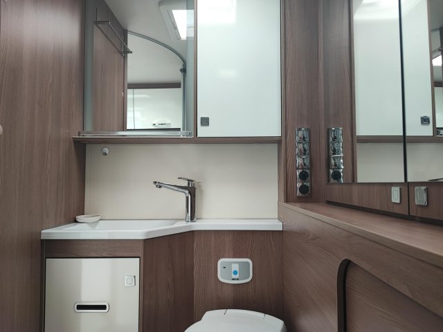 Burstner Lyseo TD 680 G LIMITED EDITION - Photo 11