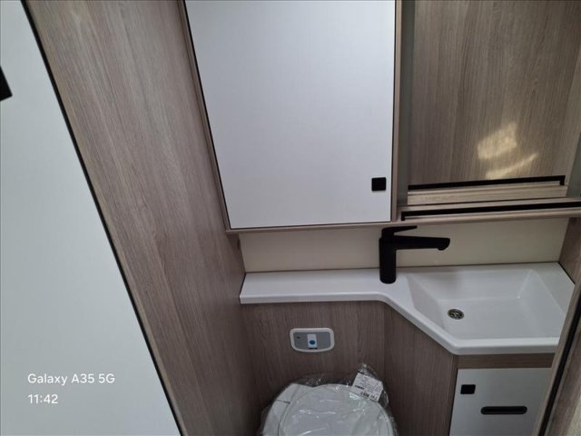 Burstner Lyseo Time Skyline T 732 - Photo 9