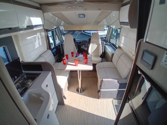 Eden Camp H 745 GLC - Photo 12