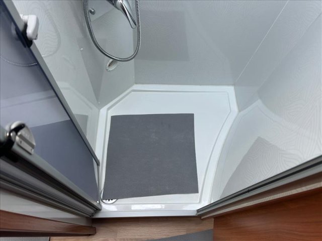 Fleurette Discover 75 LMF - Photo 10