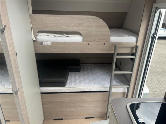 Burstner Caravane PREMIO PLUS - Photo 5