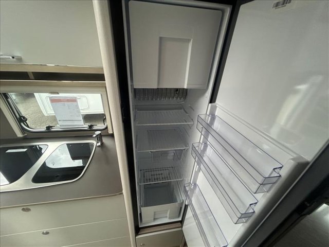 Burstner Caravane PREMIO PLUS - Photo 10