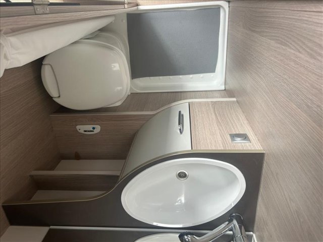 Burstner Caravane PREMIO PLUS - Photo 11