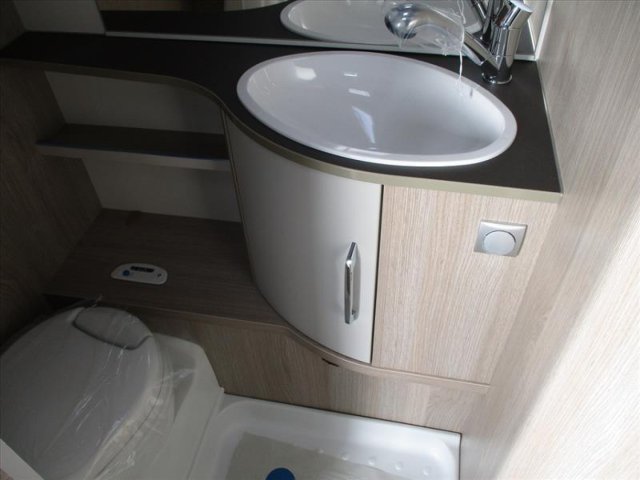 Burstner Premio 460 TL - Photo 8