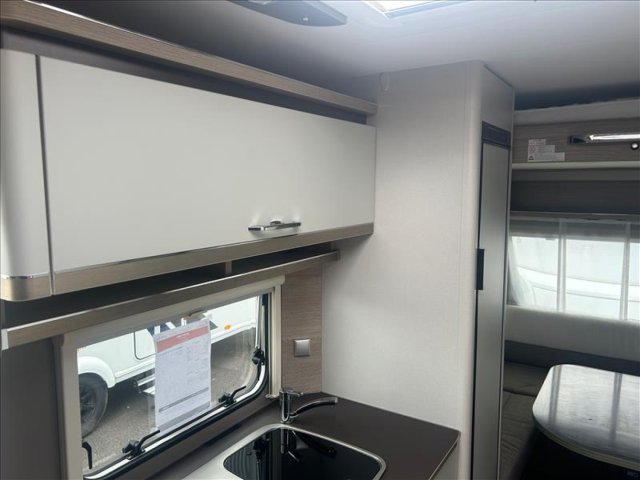 Burstner Premio Plus 440 TK - Photo 7