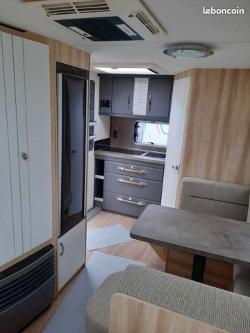 Hobby De Luxe 460 SF SFF - Photo 3