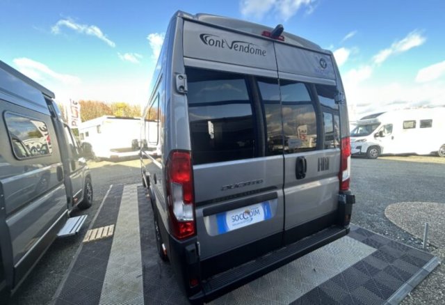 Font Vendome Duo Van Elegance garage - Photo 2