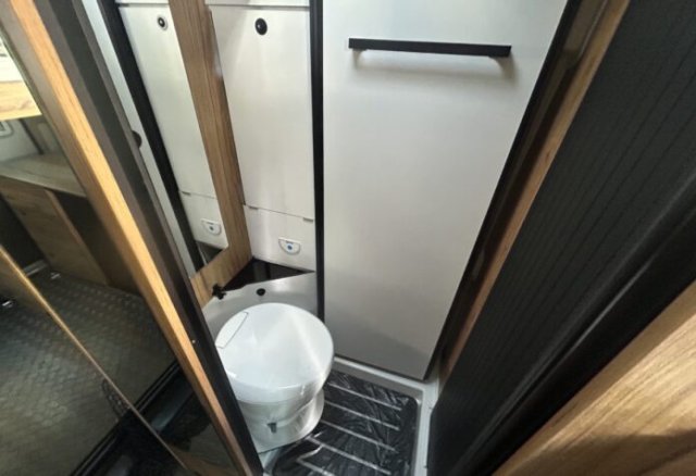 Font Vendome Duo Van Elegance garage - Photo 8