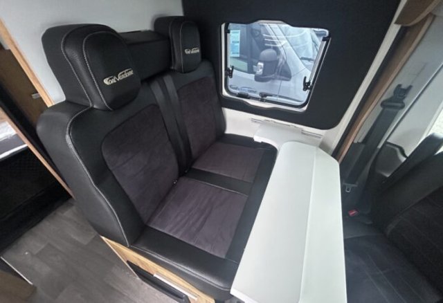 Font Vendome Forty Van fortyvan - Photo 5