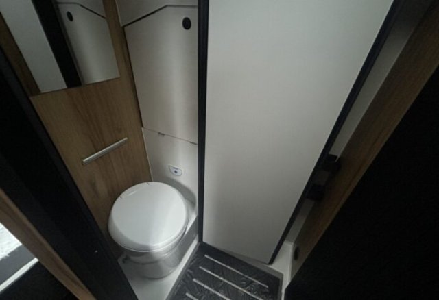 Font Vendome Forty Van fortyvan - Photo 9