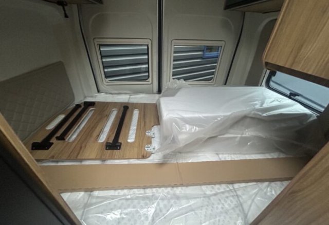 Font Vendome Forty Van fortyvan - Photo 11