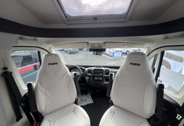 Pilote P 690 D Evidence - Photo 7