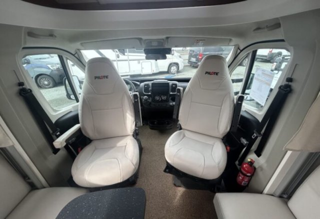 Pilote P 696 D - Photo 4