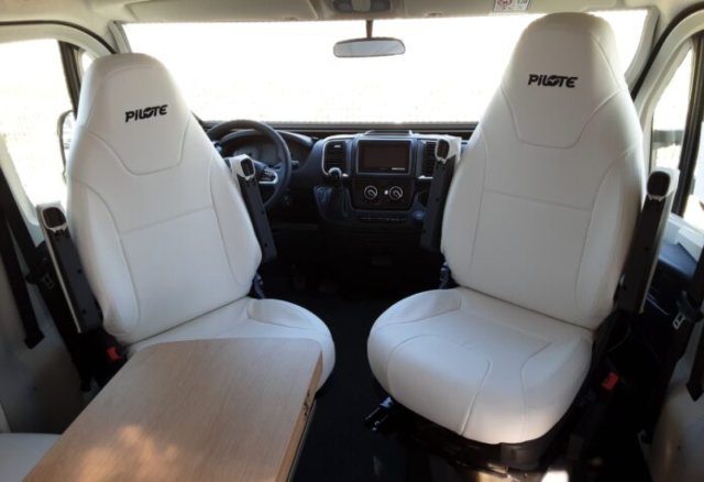 Pilote P 720 FGJ Evidence - Photo 4