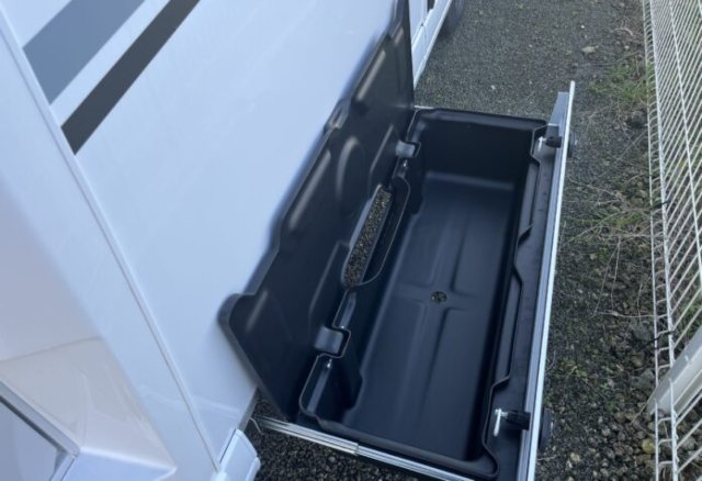 Pilote P 740 FC Evidence - Photo 5
