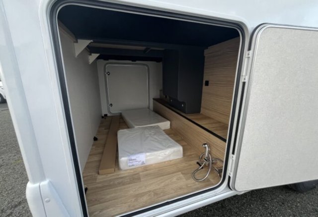 Pilote P 740 FGJ Evidence - Photo 4