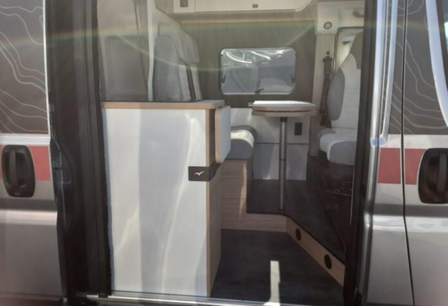 Pilote V 630 J Evidence - Photo 3