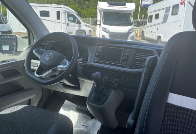 Stylevan Melbourne - Photo 3