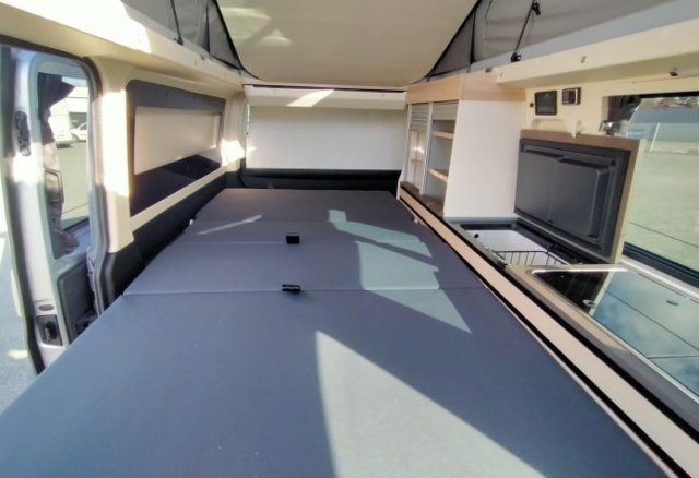 Stylevan Melbourne - Photo 13