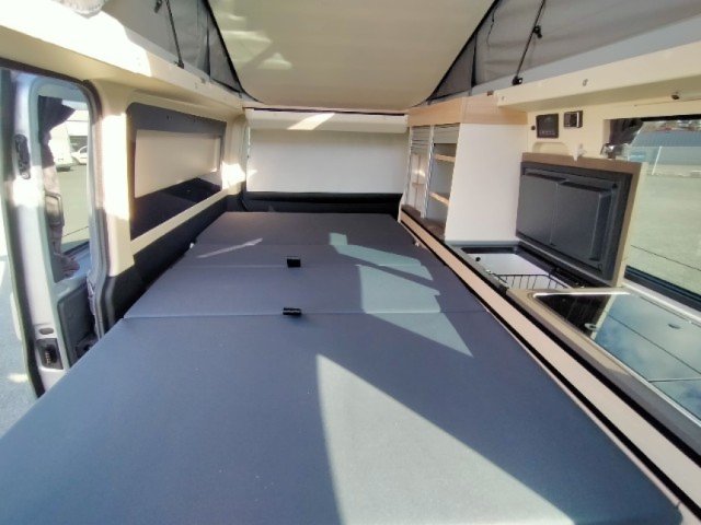 Stylevan Melbourne - Photo 25