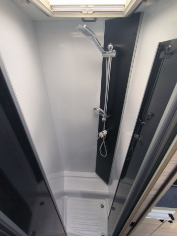 Challenger 318 Anniversary Edition - Photo 4