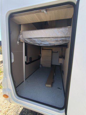 Challenger 318 Anniversary Edition - Photo 8