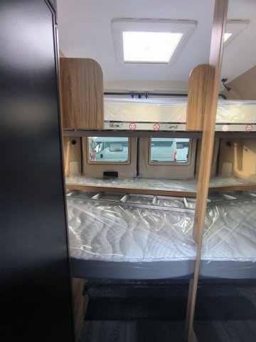 Font Vendome Leader Camp Duo S - Photo 3