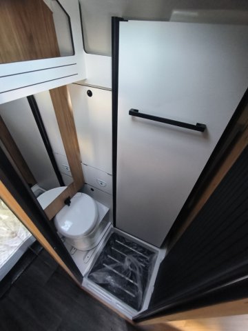 Font Vendome Leader Camp Elegance - Photo 5