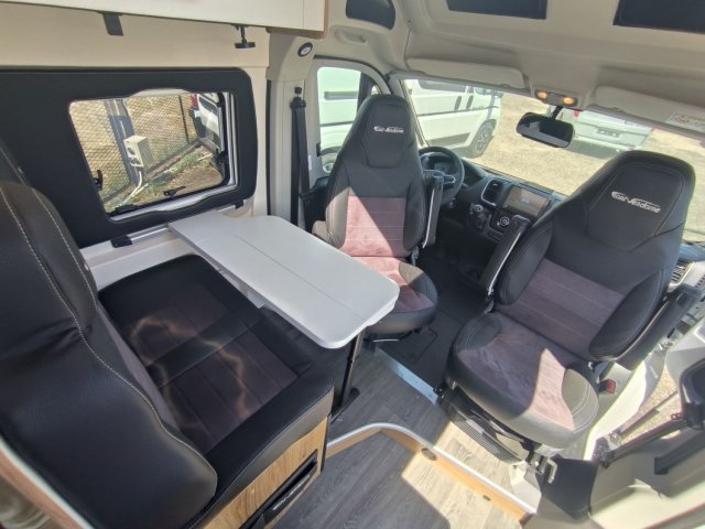 Font Vendome Rando Camp - Photo 5