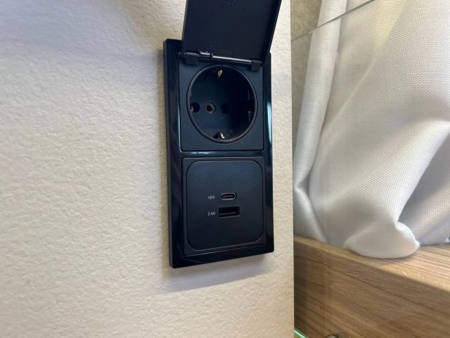 Bavaria Initial I720FC Nomade - Photo 15