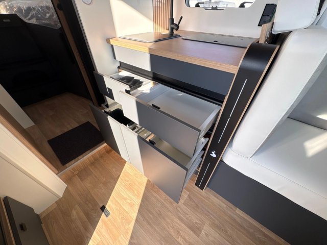 Bavaria T720FGJ Intense - Photo 11