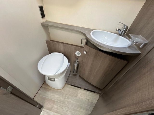 Bavaria Tren-D T740C Allure - Photo 13