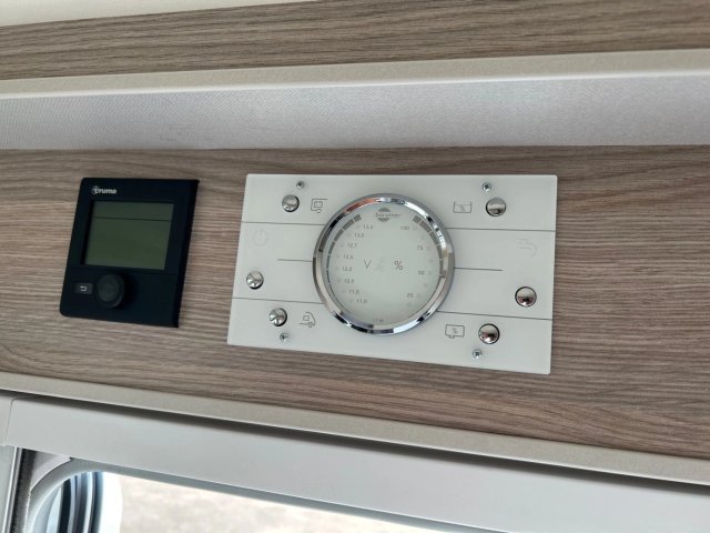 Burstner Lineo T 569 - Photo 12