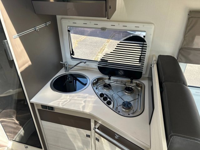 Challenger Genesis 284 - Photo 14