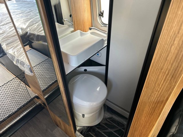 Font Vendome Duo Van Elegance - Photo 13