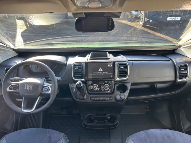 Font Vendome Leader Camp Elegance - Photo 3