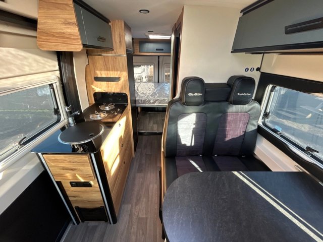 Font Vendome Leader Camp Elegance - Photo 6