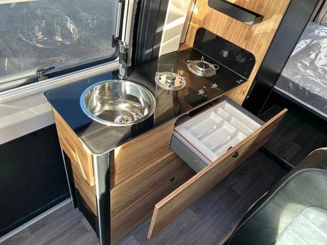 Font Vendome Leader Camp Elegance - Photo 7