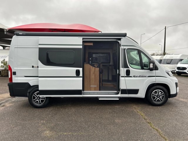 Font Vendome Leader Camp Elegance - Photo 8