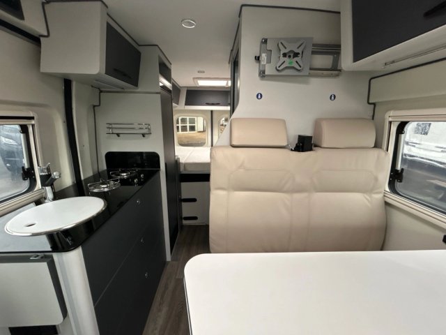 Font Vendome Leader Van - Photo 6