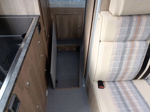 La Strada Avanti C - Photo 6