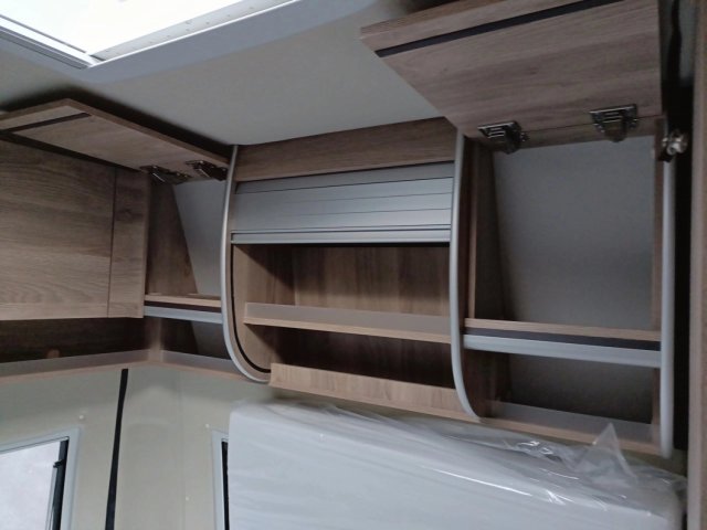 La Strada Avanti C - Photo 16