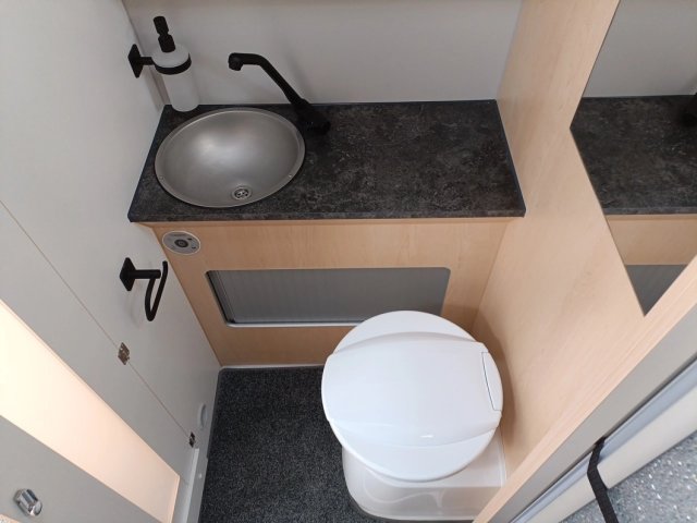 La Strada Avanti H Plus - Photo 15