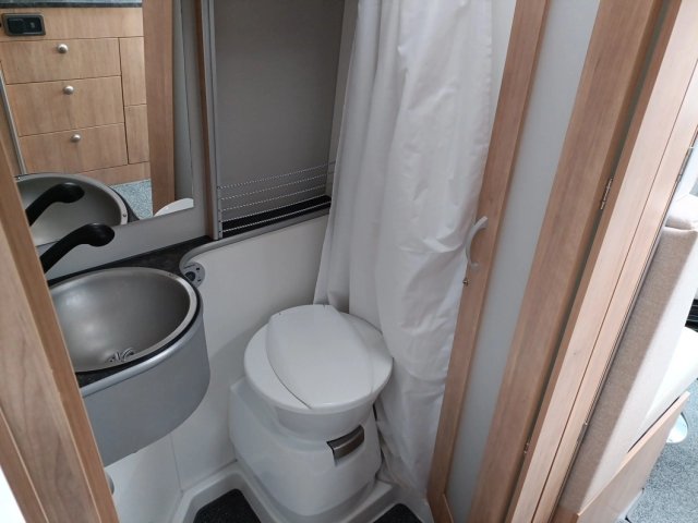 La Strada Regent S 417 CDI 4X2 - Photo 11