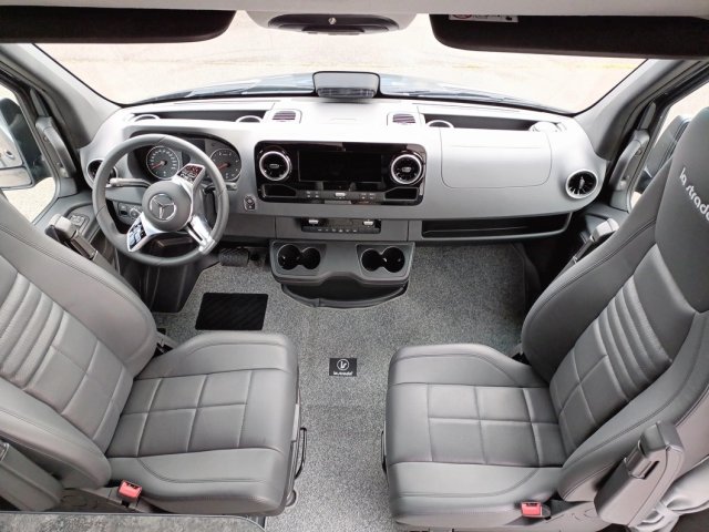 La Strada Regent S - Photo 10