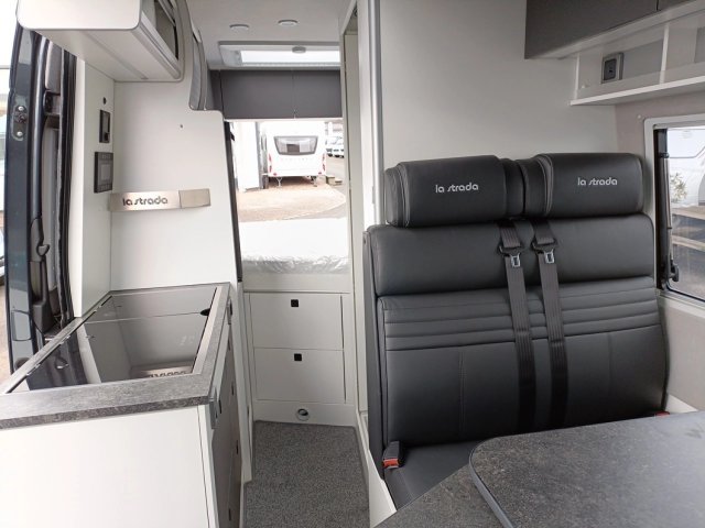 La Strada Regent S - Photo 19