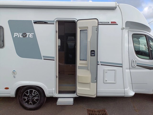 Pilote P 696 U Expression - Photo 6