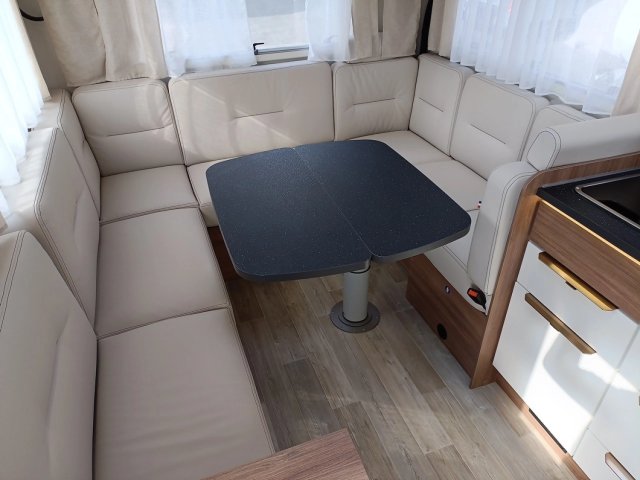 Pilote P 696 U Expression - Photo 8