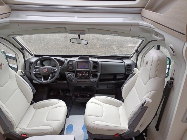 Rapido 696 F SERIE 6F - Photo 6