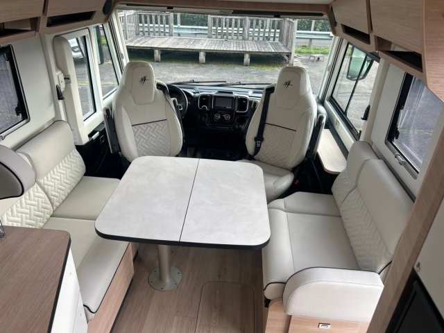 Rapido 8066 DF SERIE 80 - Photo 5